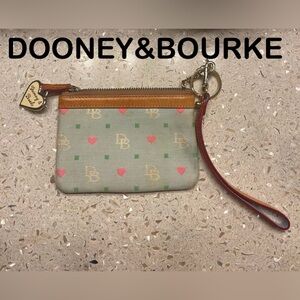 Dooney&Bourke Wristlet